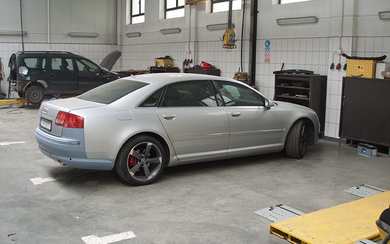 Lucrare de reparație caroserie la Turbo Car